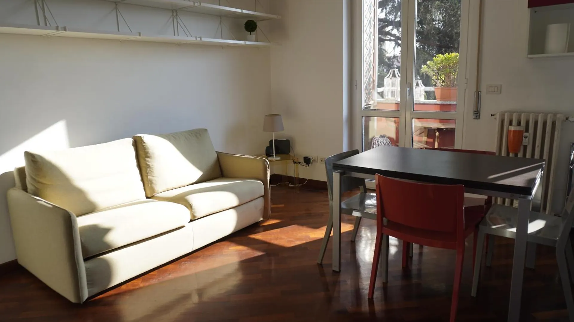Tavazzano 10 - At Your Place Milano Italy