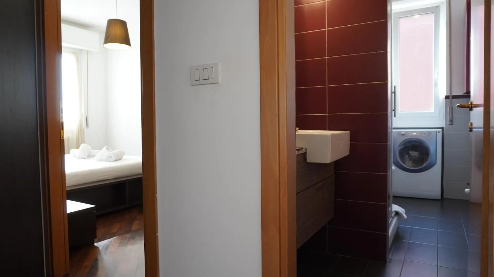 Tavazzano 10 - At Your Place Milano Italy